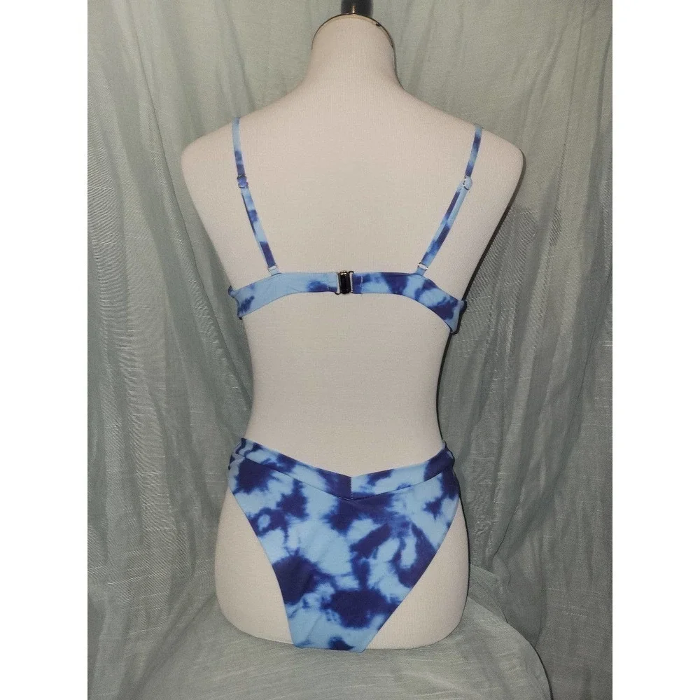 NWOT Tiedye blue Bikini swimsuit large